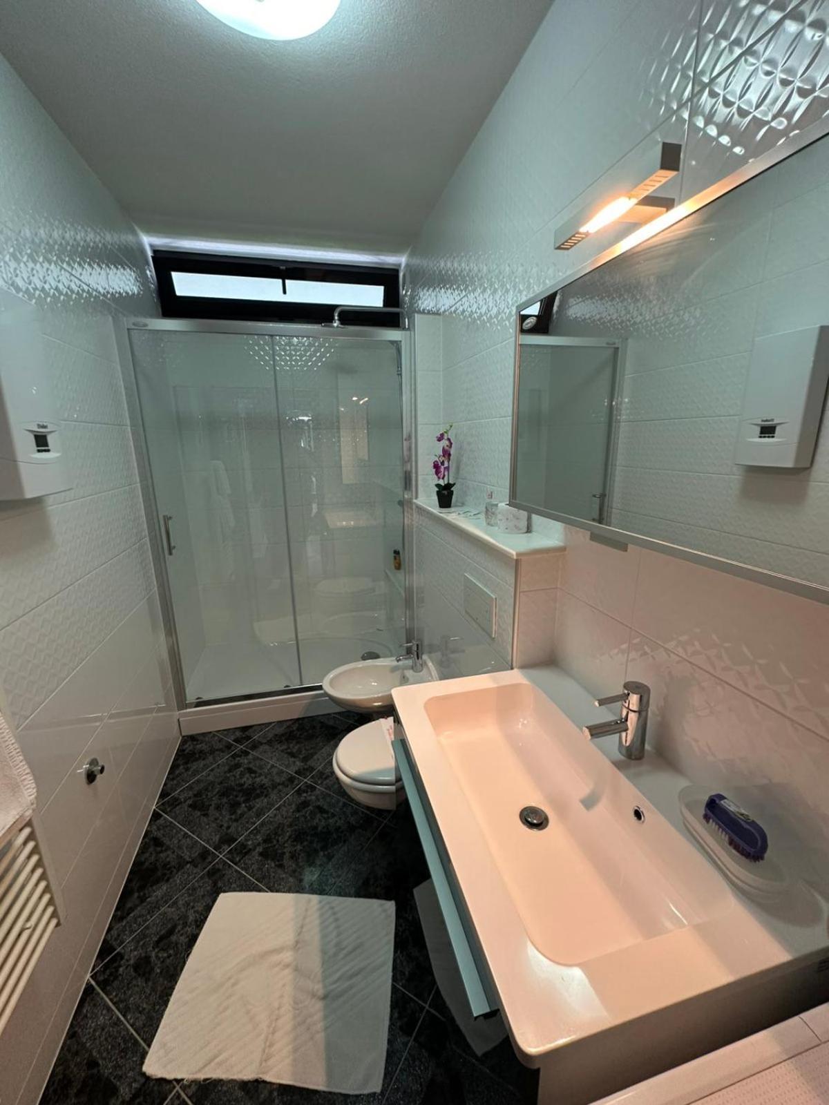 Hotel Ada Bihac Ngoại thất bức ảnh